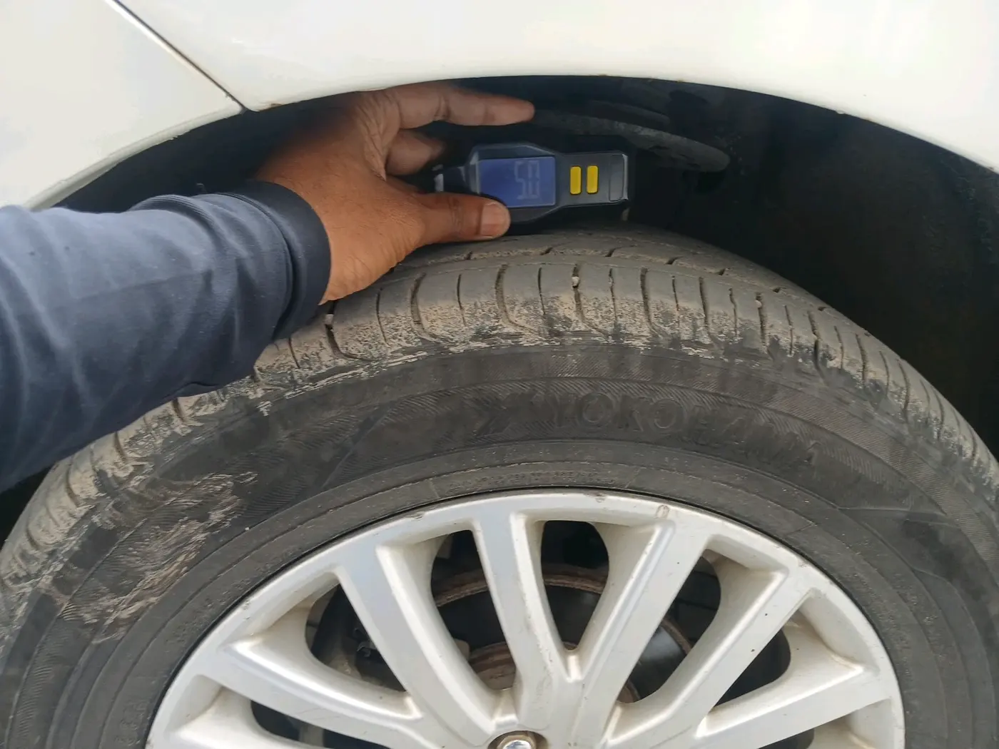 2018 Maruti Dzire ZDI, Diesel, Manual, 2,05,707 km, tyre