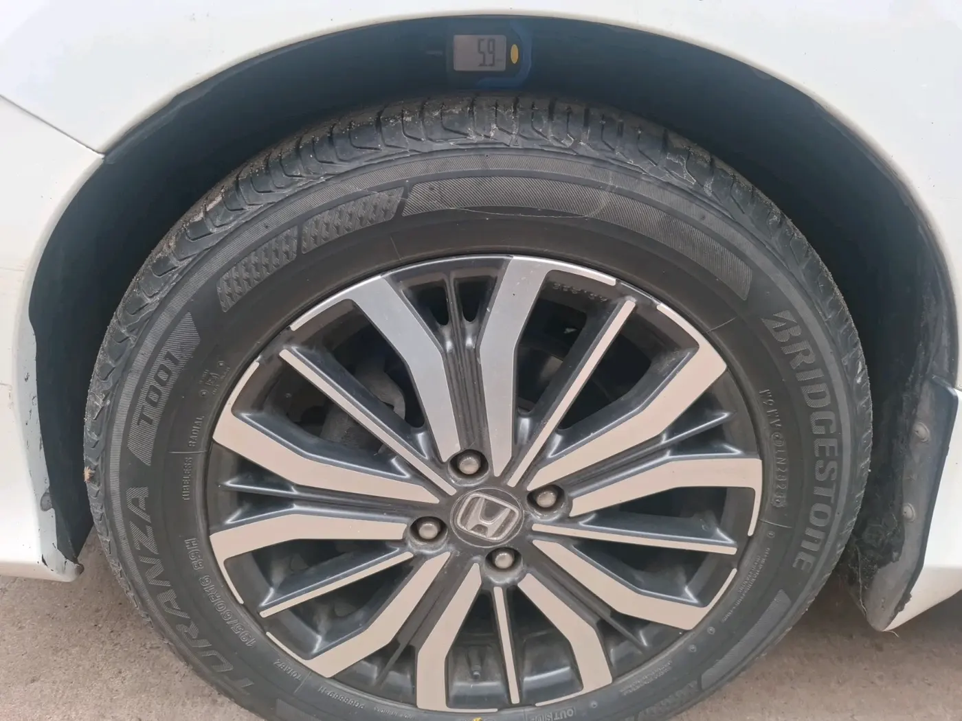 2018 Honda City 1.5L I-VTEC ZX CVT, CNG, Automatic, 69,018 km, tyre
