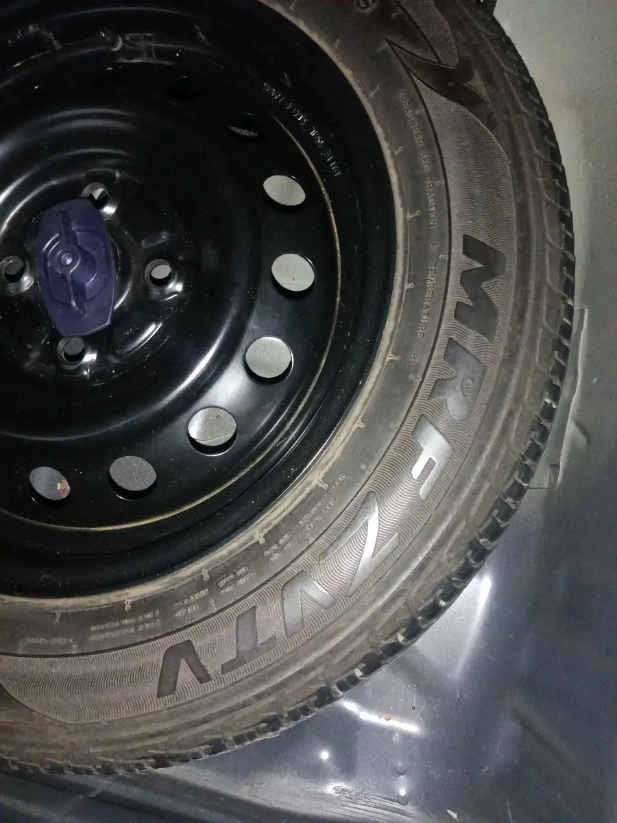 2019 Maruti New Wagon-R ZXI 1.2 AMT, Petrol, Automatic, 26,804 km, tyre