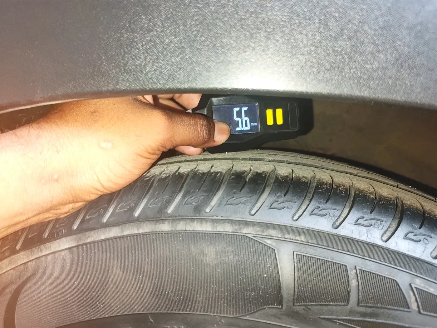 2023 KIA SONET HTK 1.2, Petrol, Manual, 5,740 km, tyre