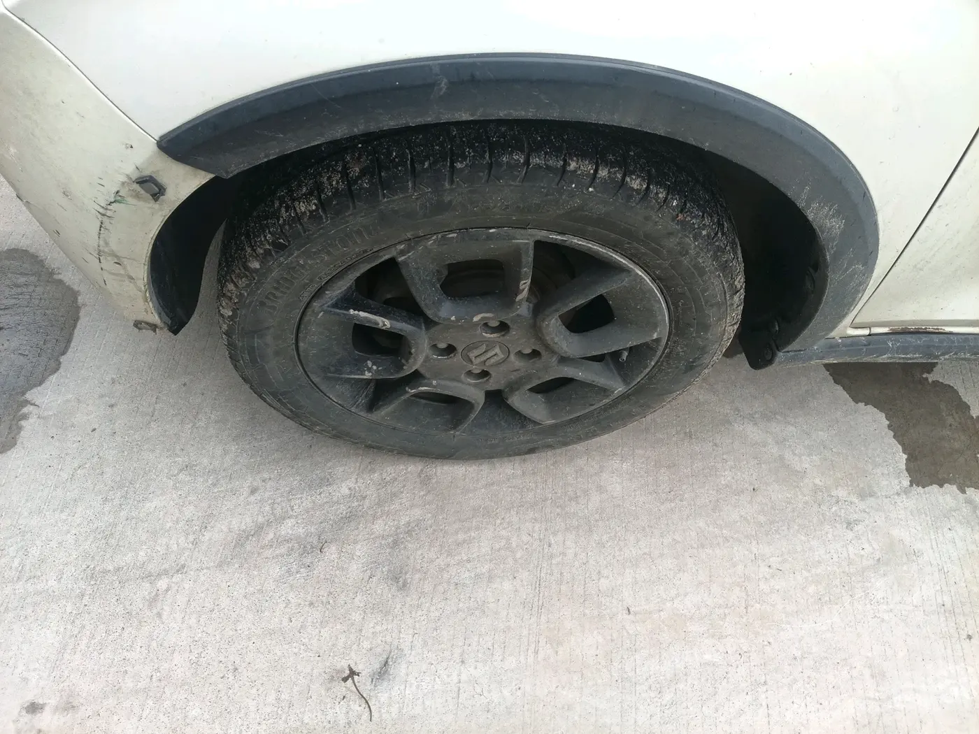 2017 Maruti IGNIS ALPHA 1.2, Petrol, Manual, 93,798 km, tyre