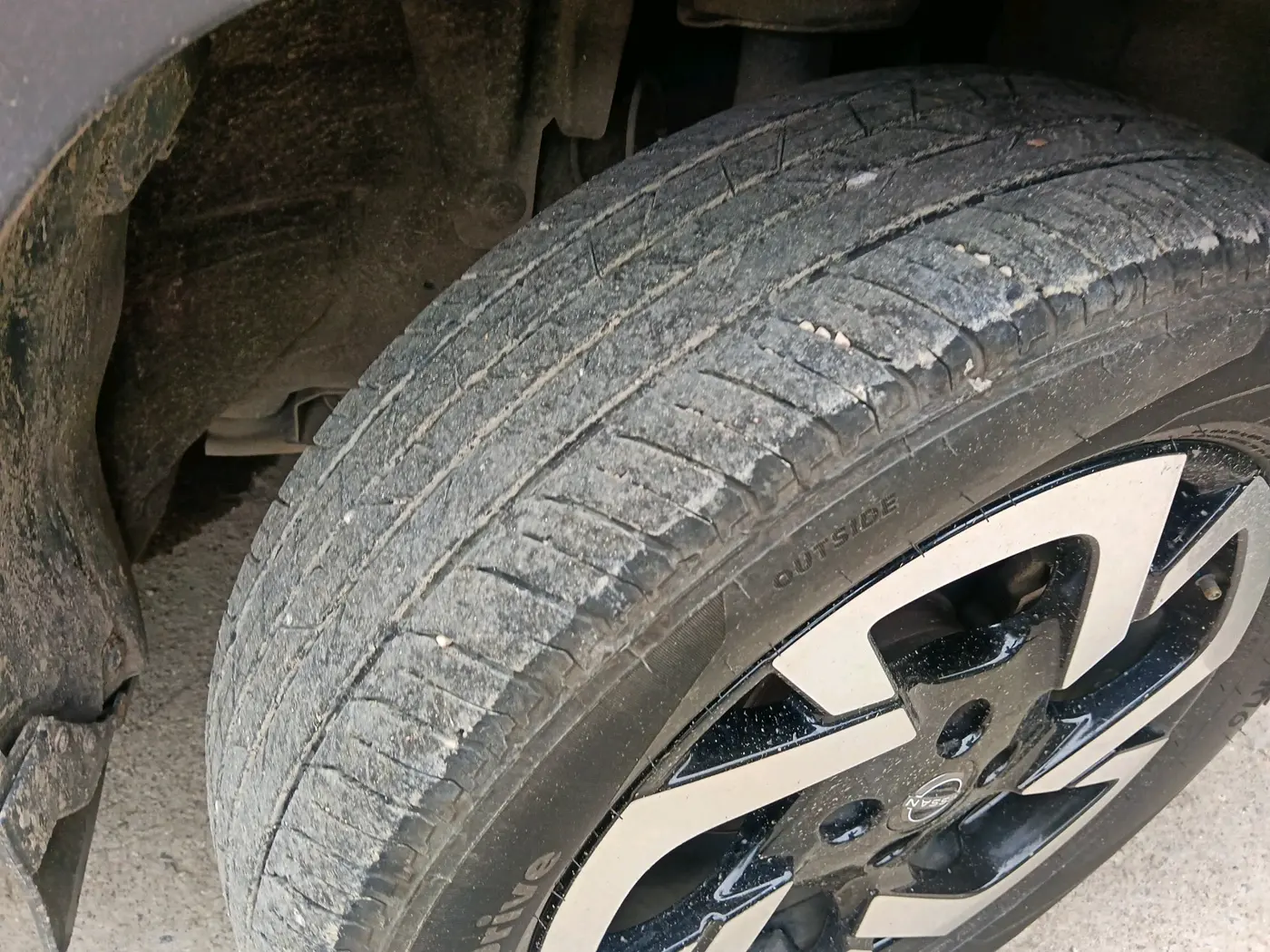 2021 Nissan MAGNITE XV MT, Petrol, Manual, 63,885 km, tyre