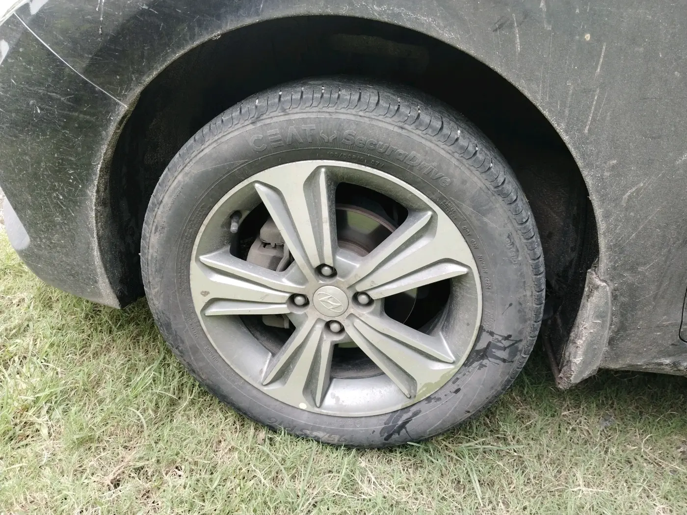 2018 Hyundai Verna 1.6 VTVT SX O, Petrol, Manual, 96,379 km, tyre