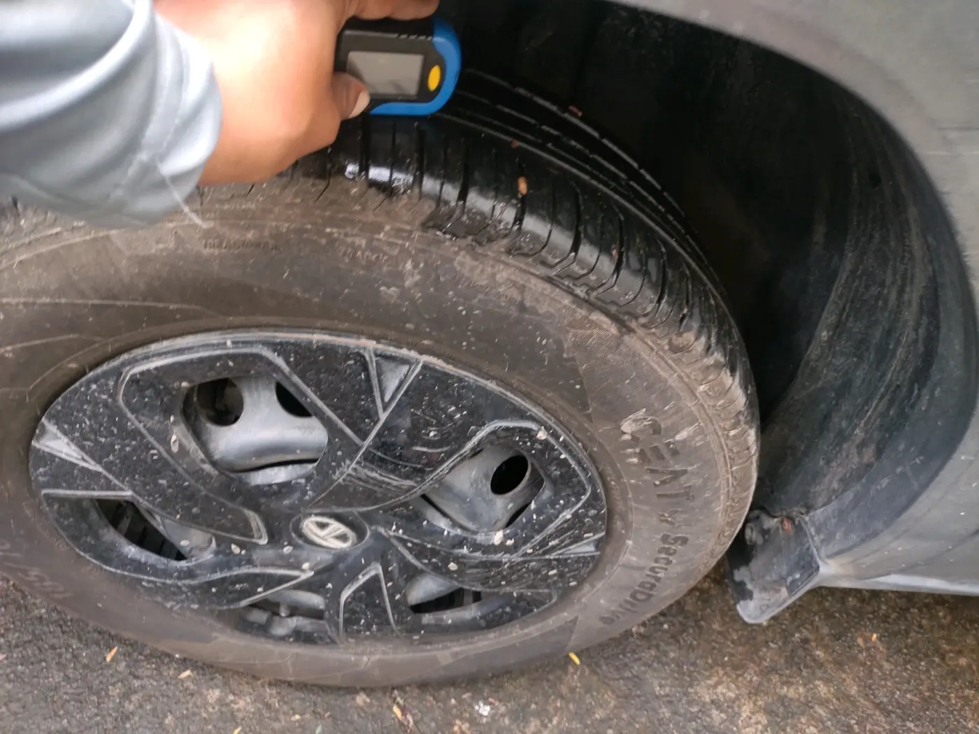 2023 Tata PUNCH ADVENTURE MT, Petrol, Manual, 3,474 km, tyre