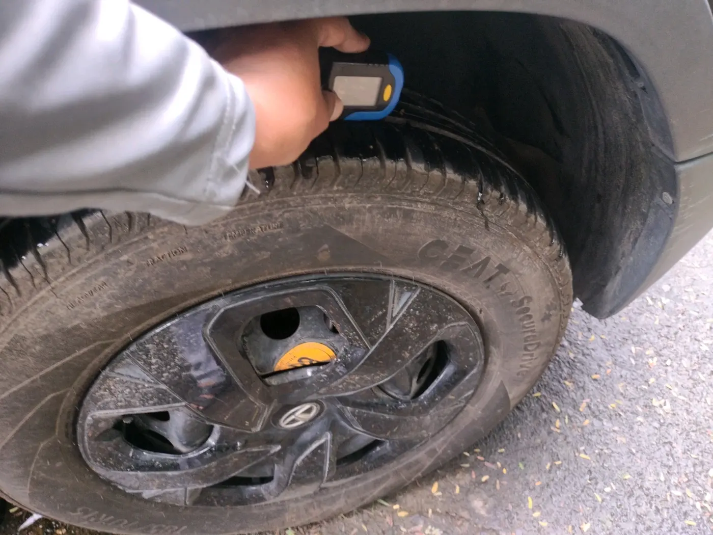 2023 Tata PUNCH ADVENTURE MT, Petrol, Manual, 3,474 km, tyre