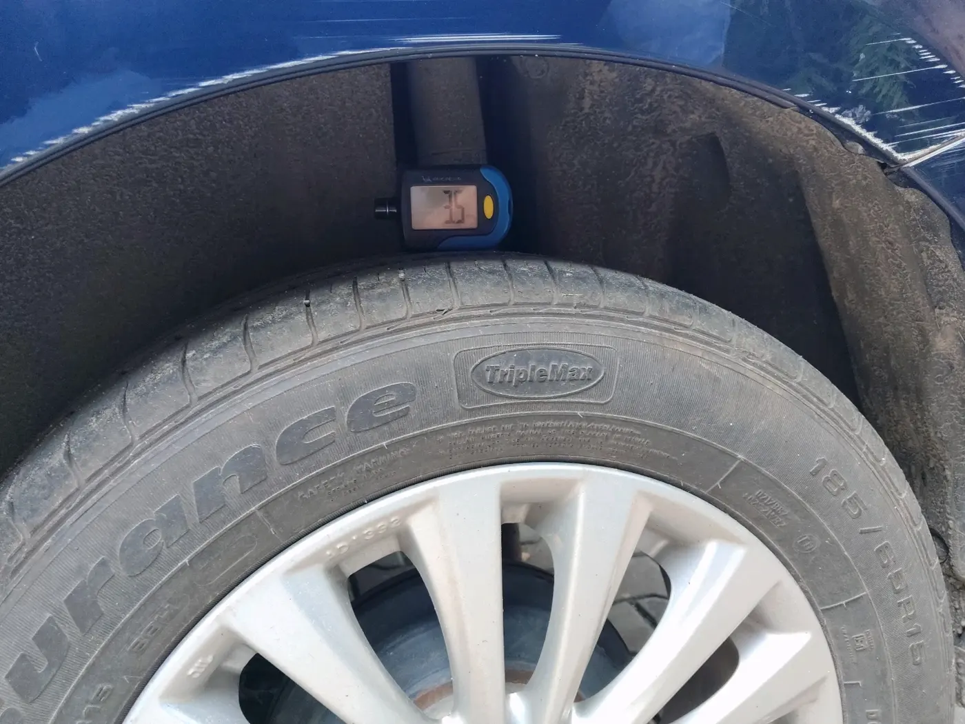 2023 Maruti Ciaz ZETA AT 1.5  SHVS PETROL, Petrol, Automatic, 41,910 km, tyre
