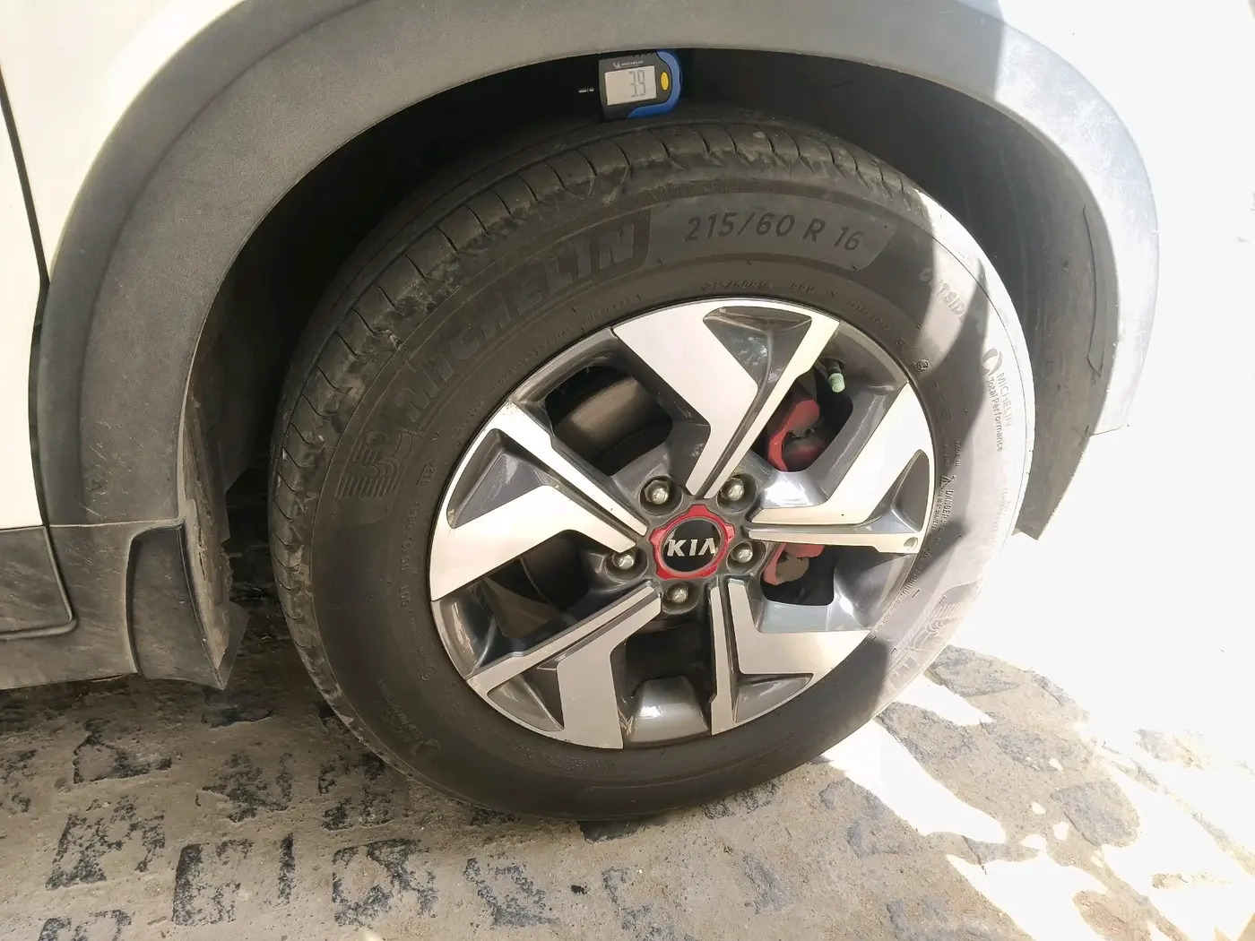 2020 KIA SONET GTX PLUS 1.5 AT, Diesel, Automatic, 82,174 km, tyre
