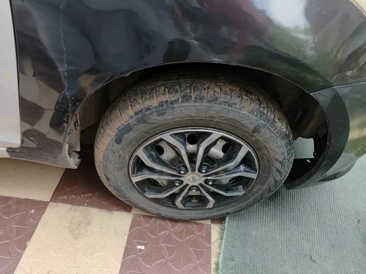 2018 Maruti Swift Dzire TOUR S DIESEL, Diesel, Manual, 1,32,636 km, tyre