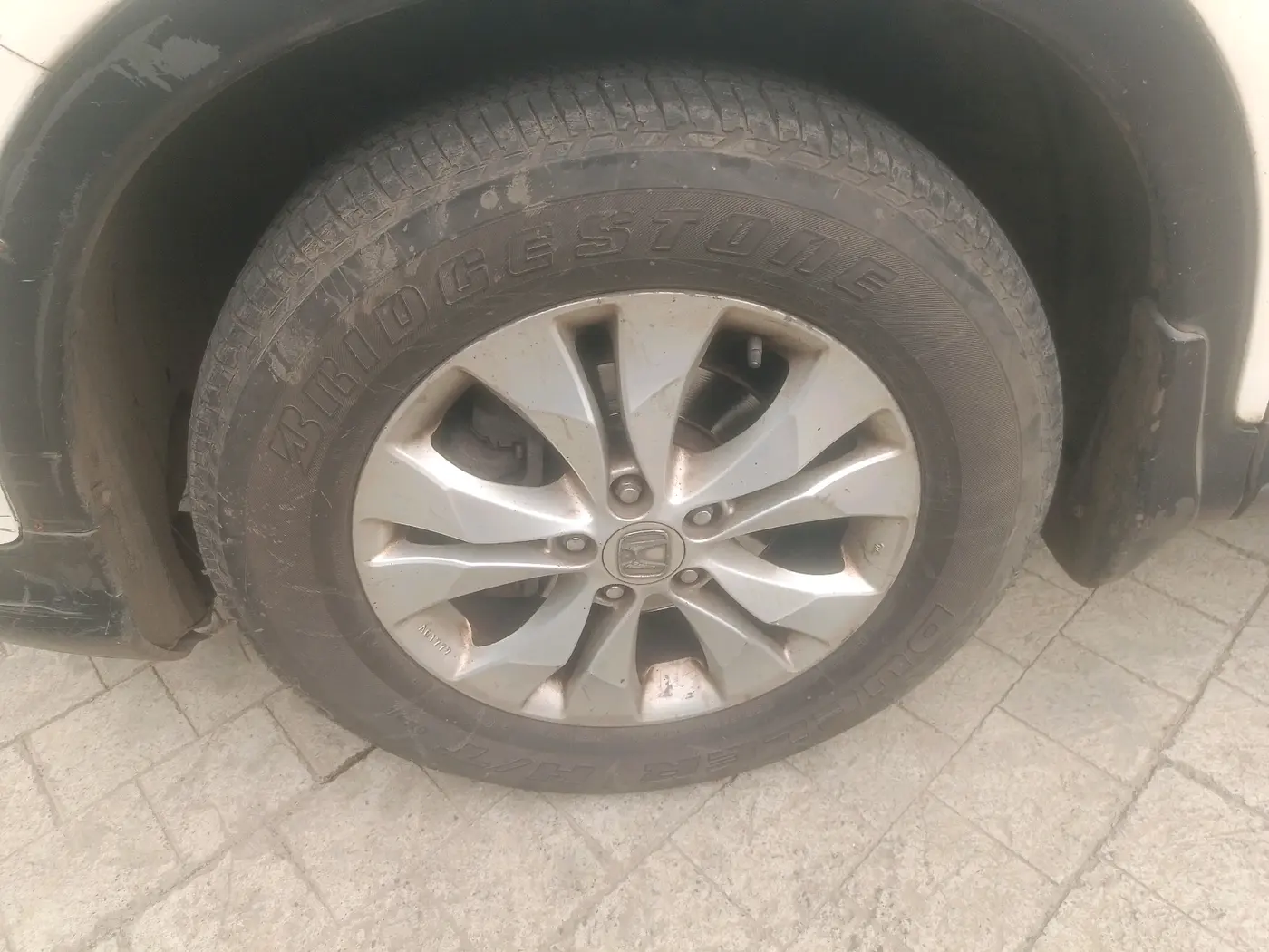 2013 Honda CRV 2.4L 2WD AT, Petrol, Automatic, 1,11,000 km, tyre