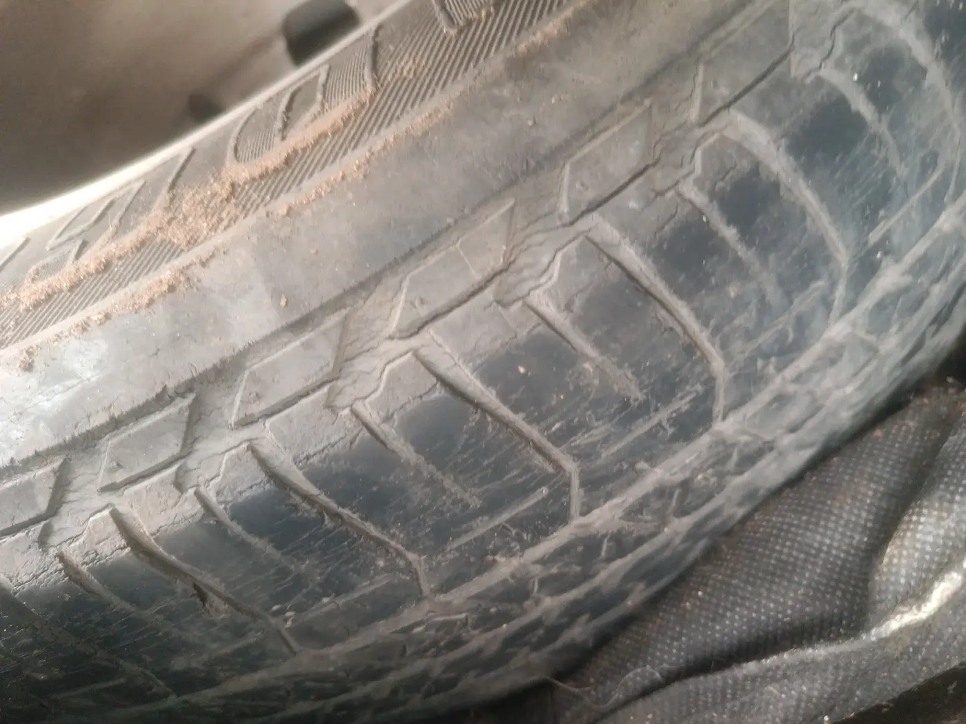 2013 Honda CRV 2.4L 2WD AT, Petrol, Automatic, 1,11,000 km, tyre