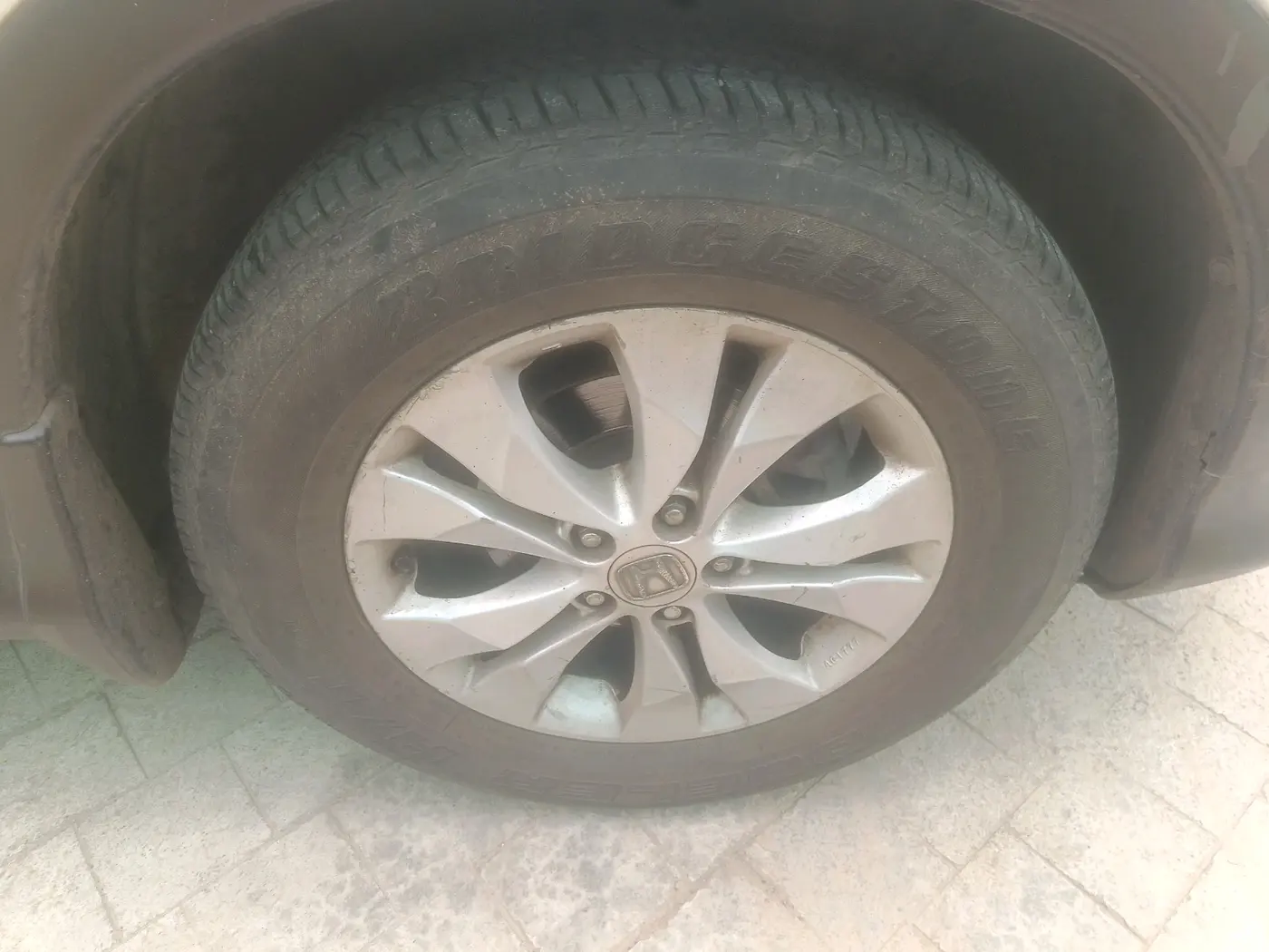 2013 Honda CRV 2.4L 2WD AT, Petrol, Automatic, 1,11,000 km, tyre