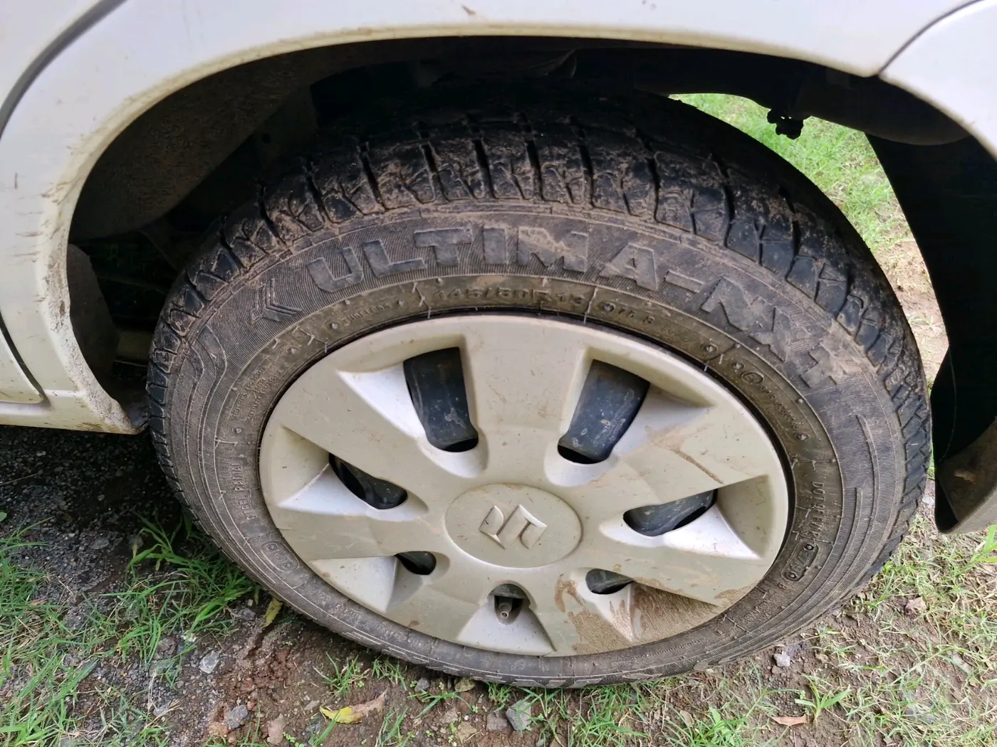 2013 Maruti Alto K10 VXI, Petrol, Manual, 48,853 km, tyre