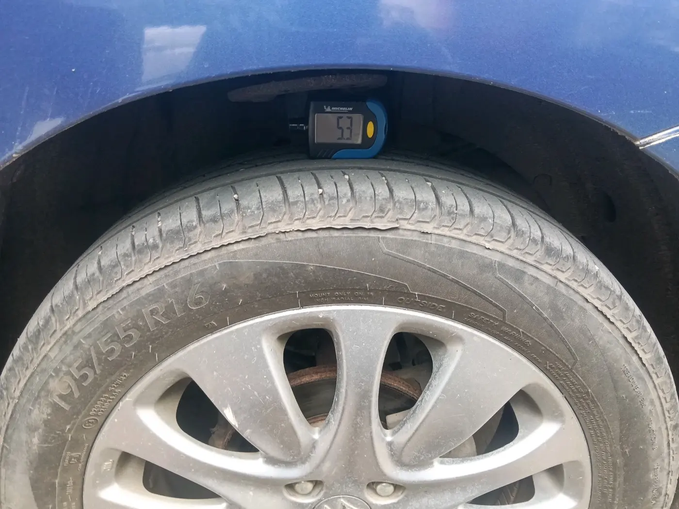 2017 Maruti Baleno ZETA CVT PETROL 1.2, Petrol, Automatic, 64,449 km, tyre