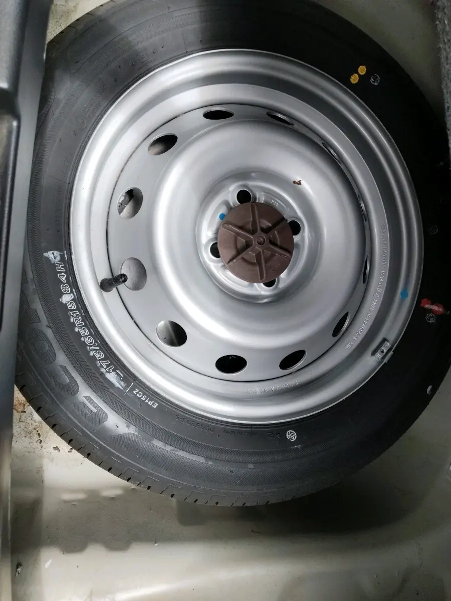 2022 Maruti IGNIS SIGMA 1.2, Petrol, Manual, 12,020 km, tyre