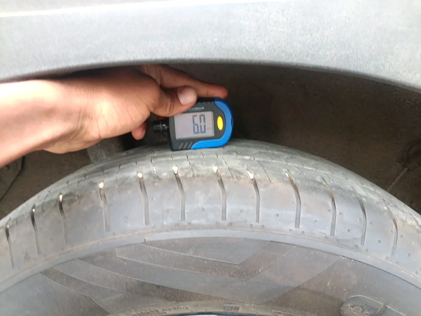 2022 Hyundai VENUE SX 1.2 PETROL, Petrol, Manual, 7,421 km, tyre