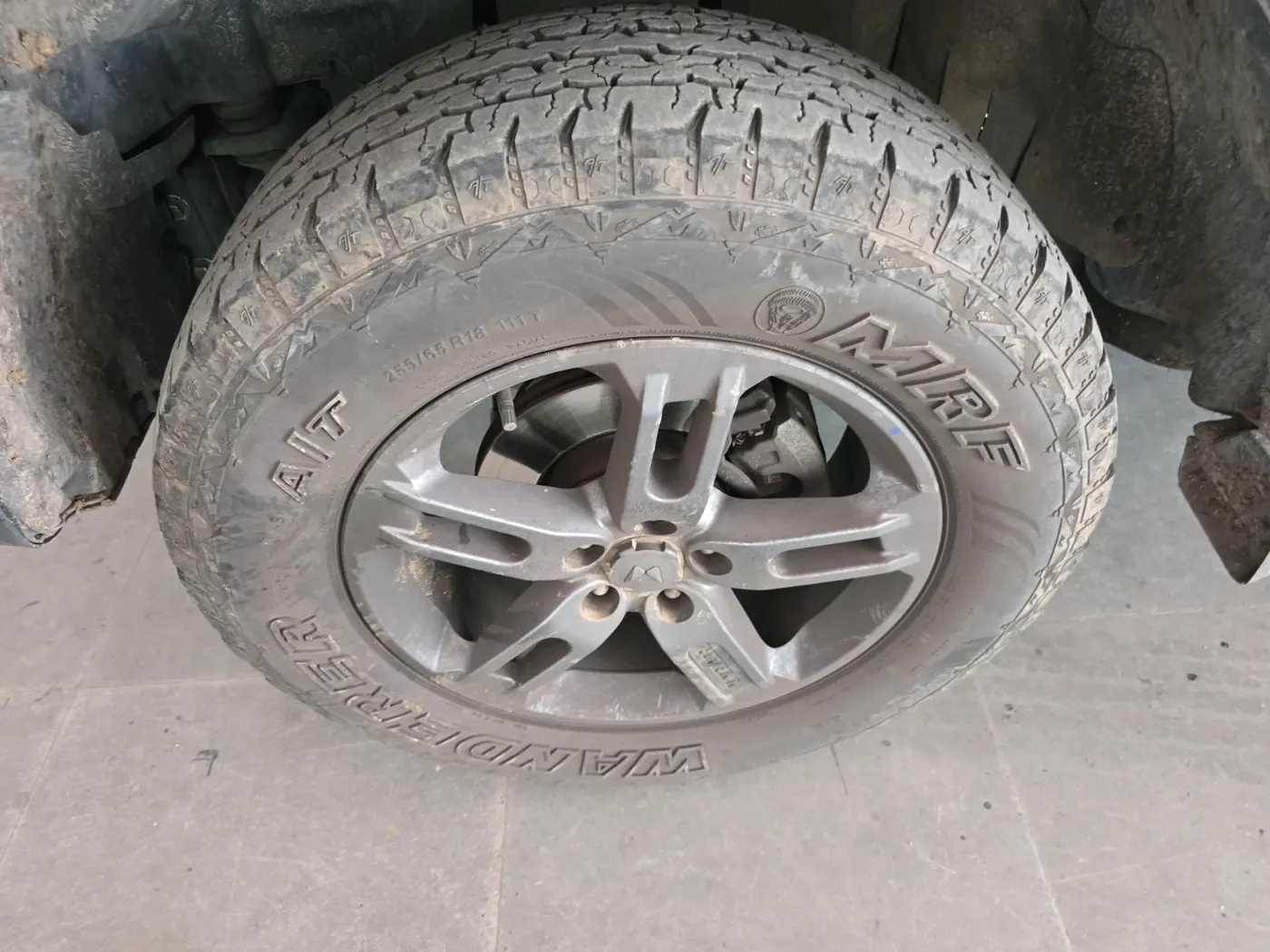 2023 Mahindra Thar LX HARD TOP 4WD MT, Diesel, Manual, 27,999 km, tyre