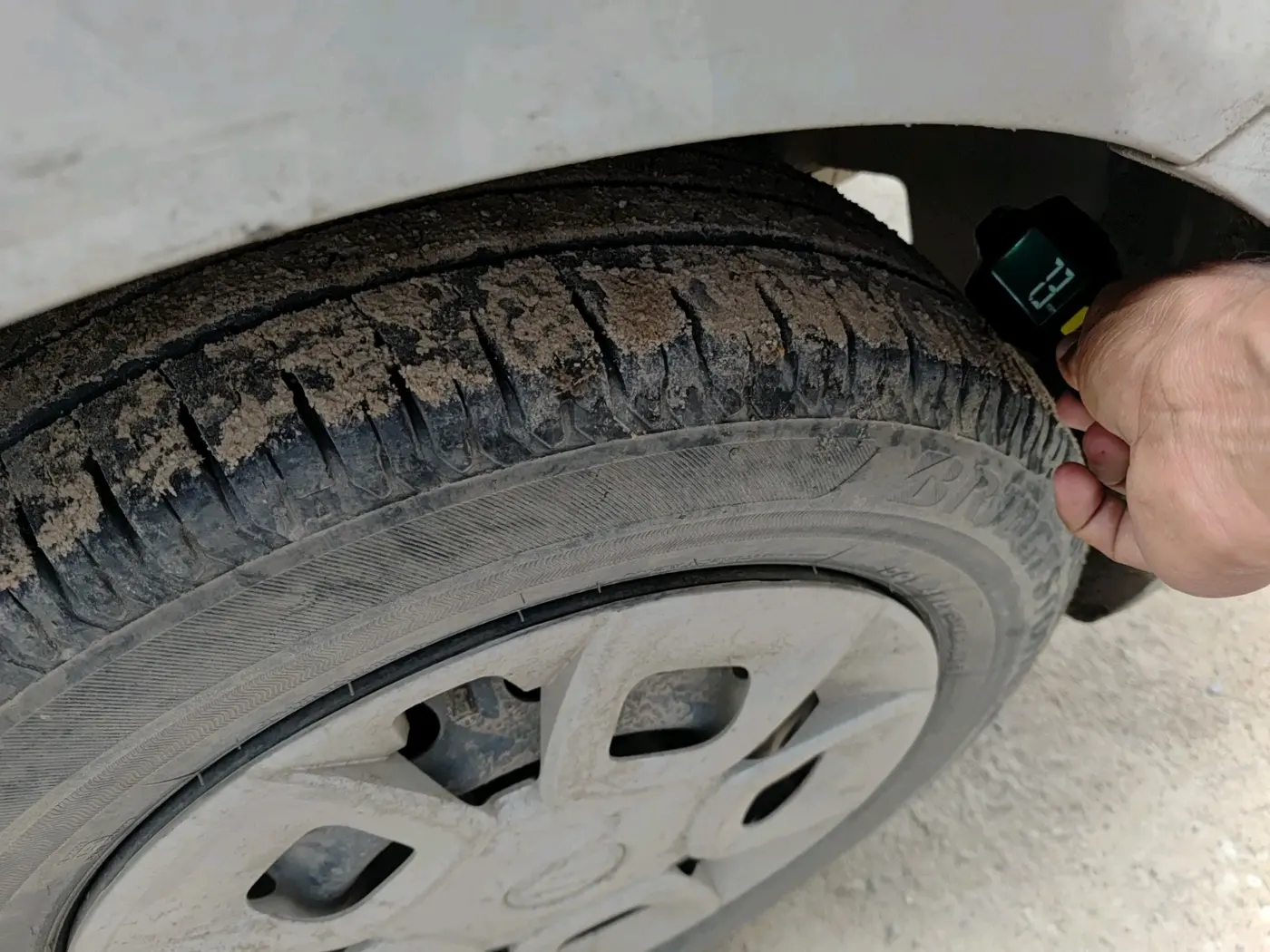 2021 Maruti Ertiga VXI CNG, CNG, Manual, 89,709 km, tyre