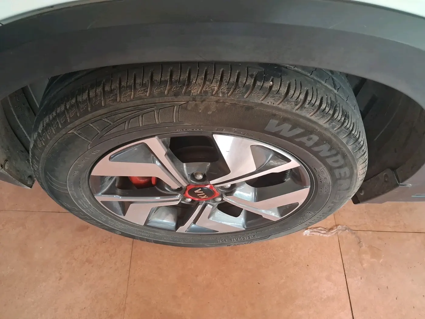 2020 KIA SONET GTX PLUS 1.0 DCT, Petrol, Automatic, 76,979 km, tyre