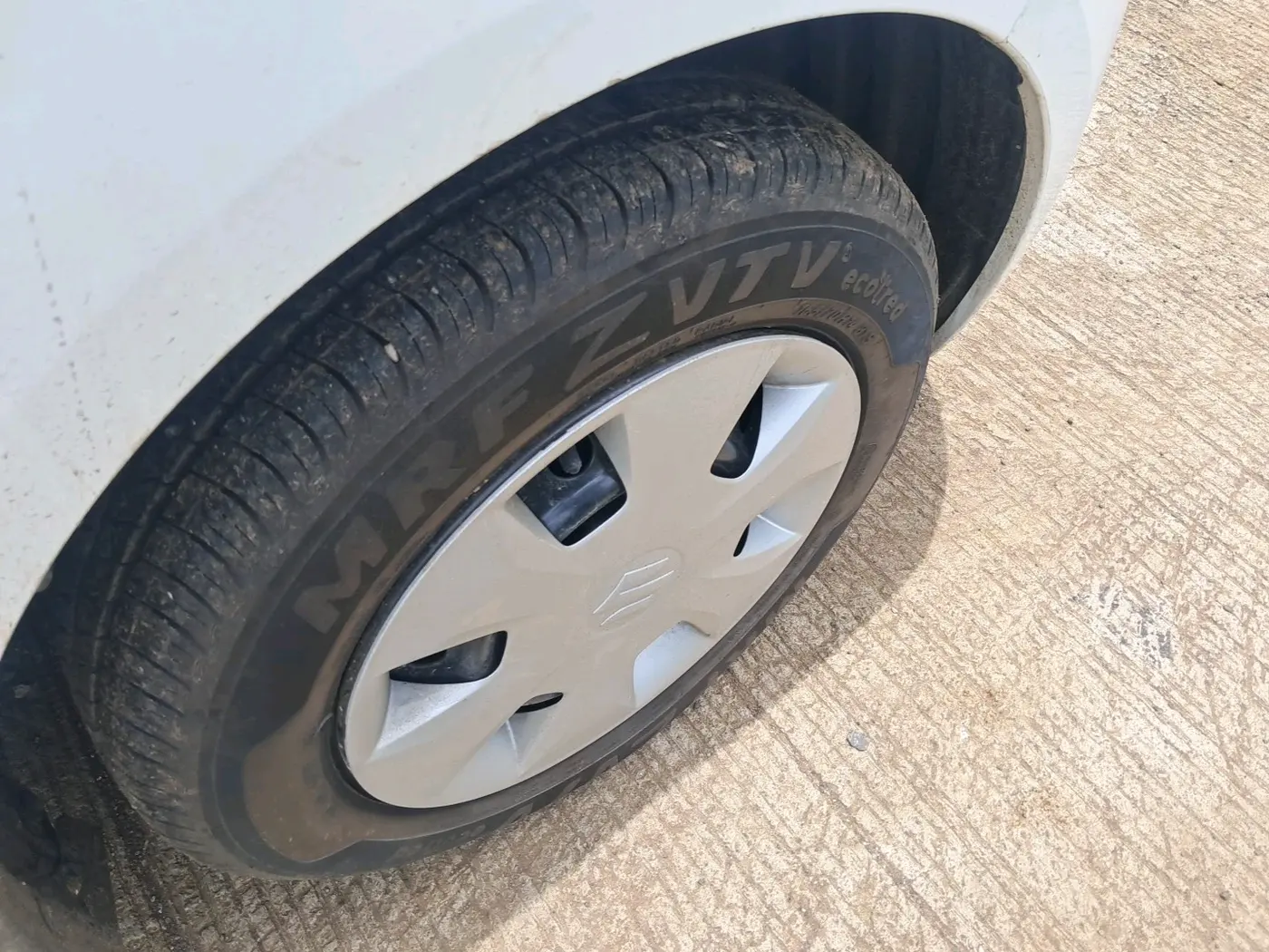 2026 Maruti New Wagon-R VXI 1.0, CNG, Manual, 1,304 km, tyre