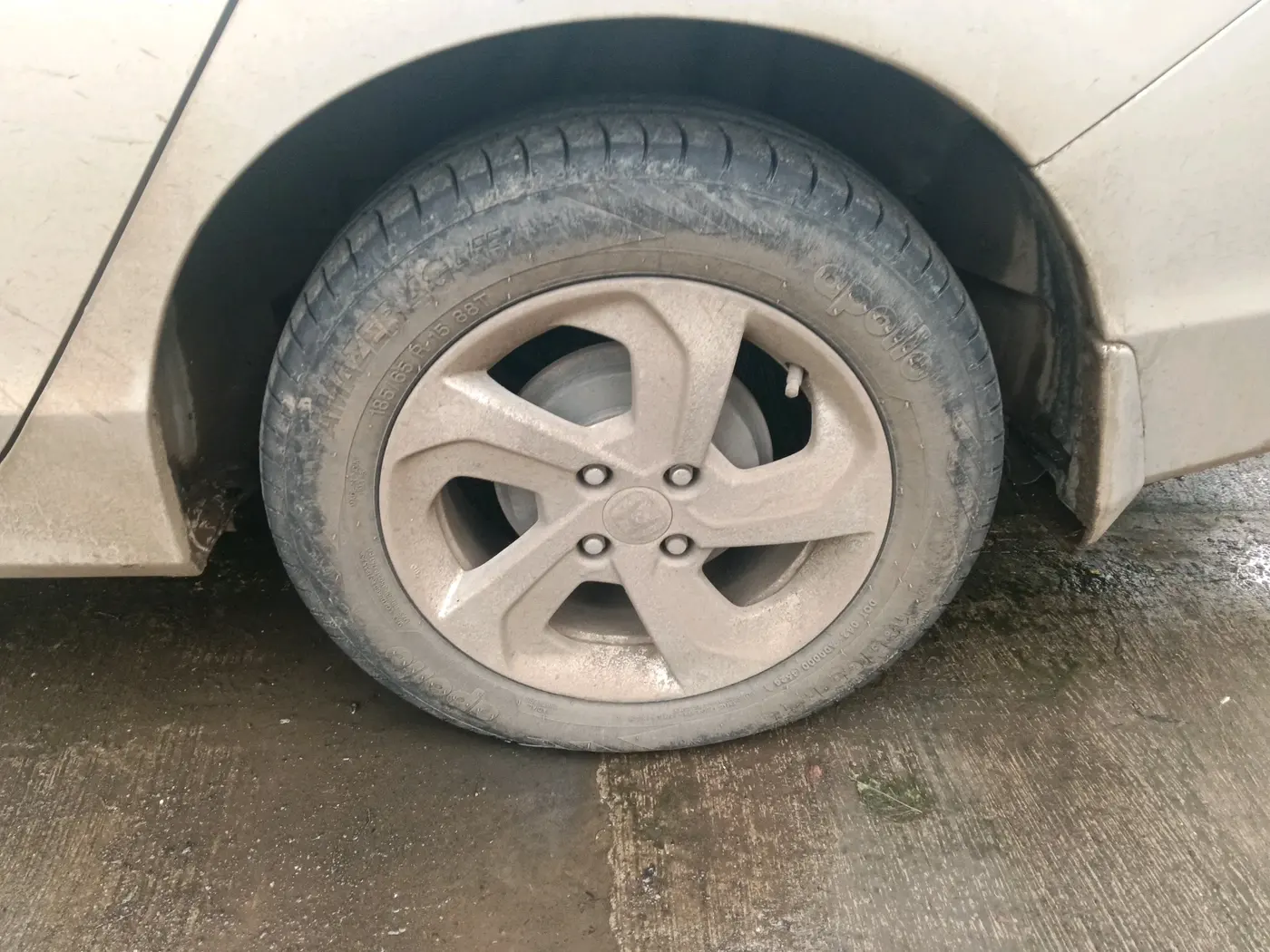 2014 Honda City 1.5L I-DTEC VX, Diesel, Manual, 1,45,535 km, tyre