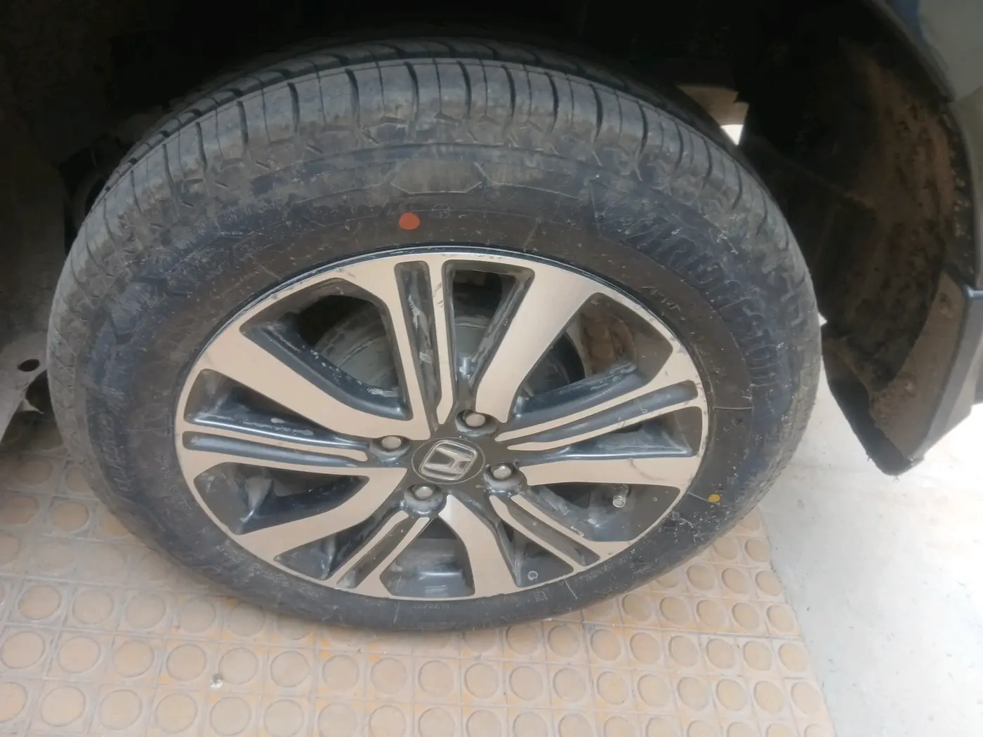 2019 Honda City 1.5L I-VTEC V MT, Petrol, Manual, 83,961 km, tyre