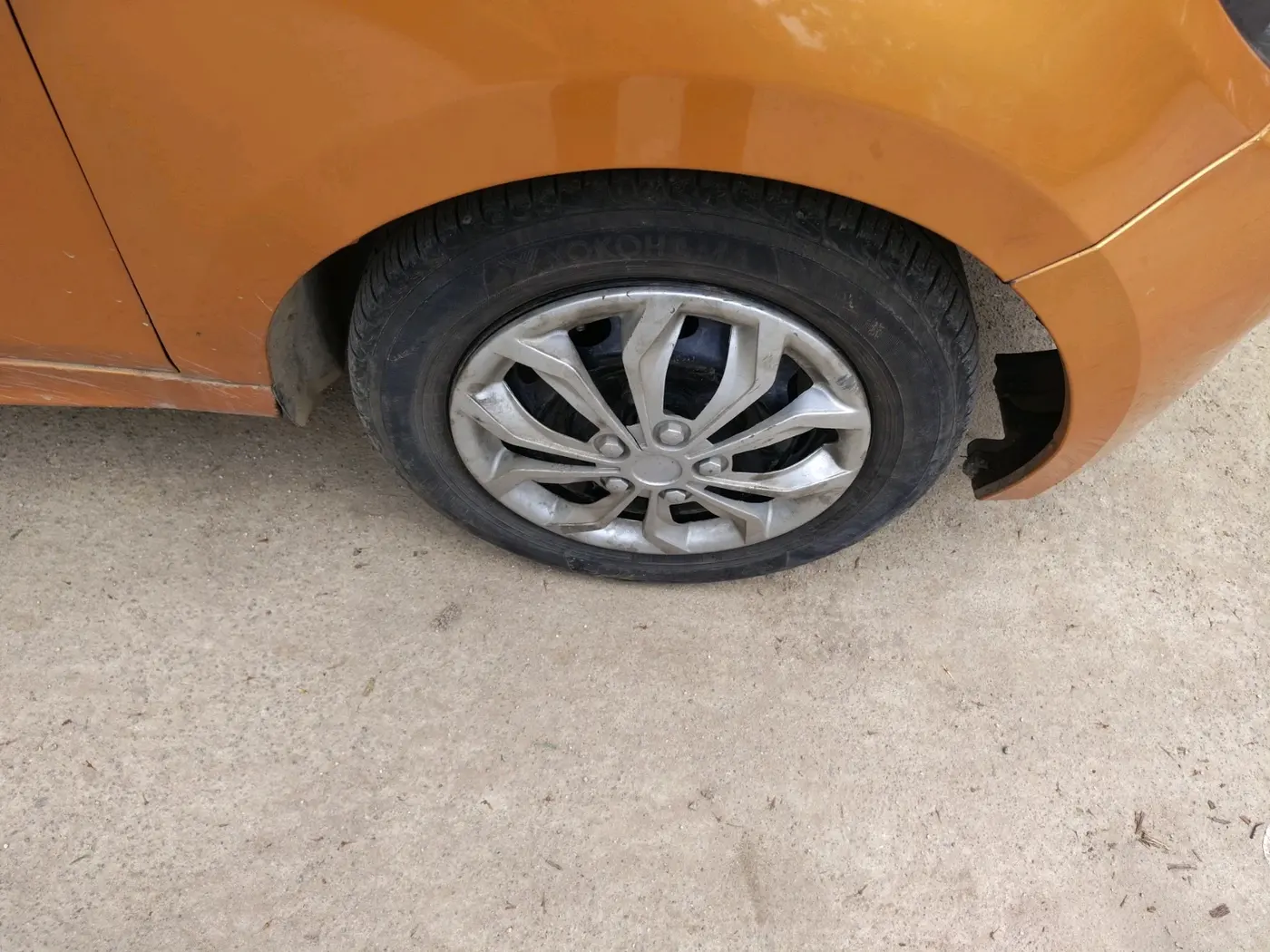 2018 Tata Tiago XZ DIESEL, Diesel, Manual, 74,239 km, tyre