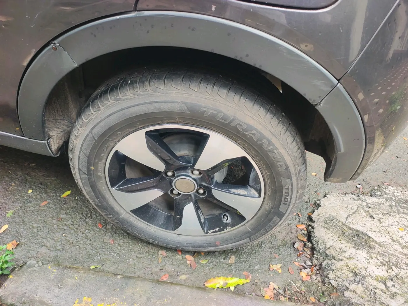 2019 Tata NEXON XZA PLUS DIESEL, Diesel, Automatic, 80,628 km, tyre