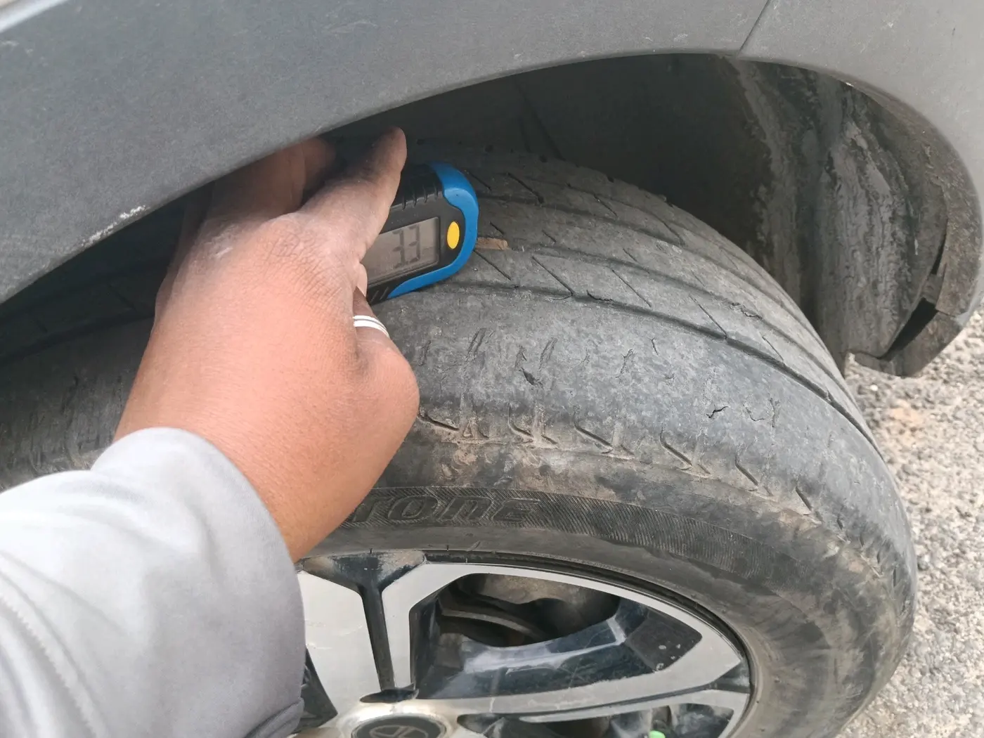 2023 Tata NEXON XZA Plus LUXS Diesel Jet, Diesel, Automatic, 1,23,619 km, tyre