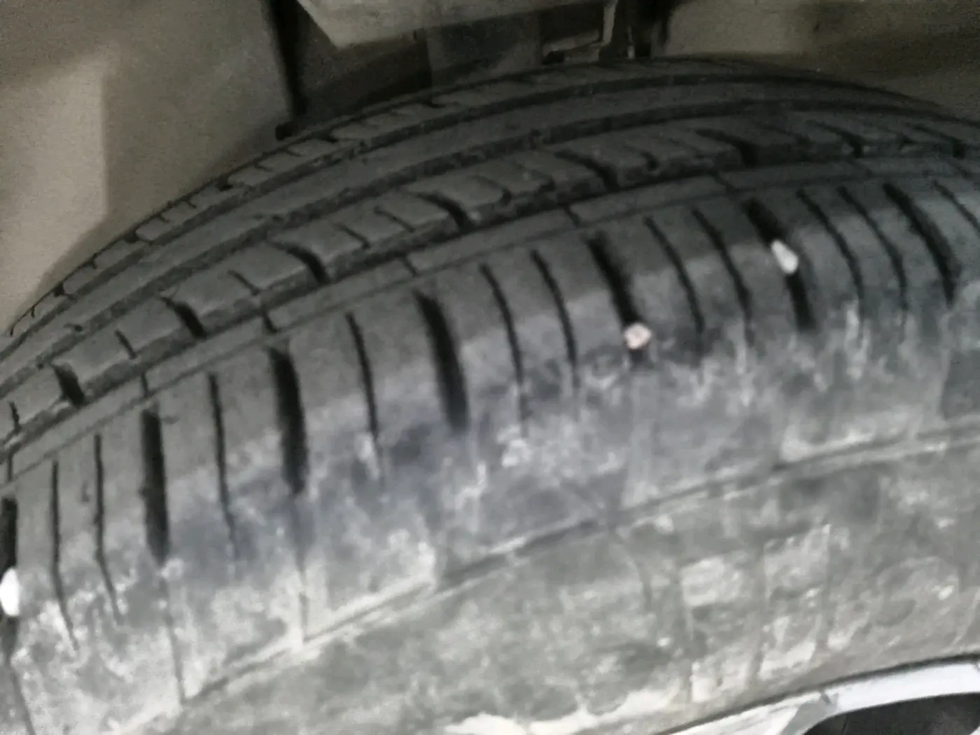 2021 Tata Harrier XTA 2.0L KRYOTEC PLUS, Diesel, Automatic, 42,253 km, tyre