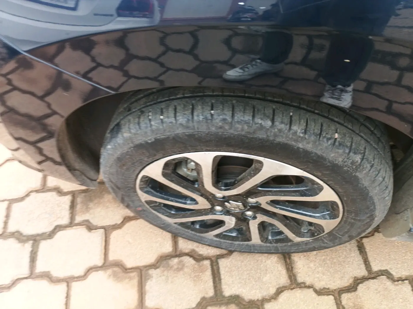 2025 Maruti Baleno ALPHA PETROL 1.2, Petrol, Manual, 7,275 km, tyre