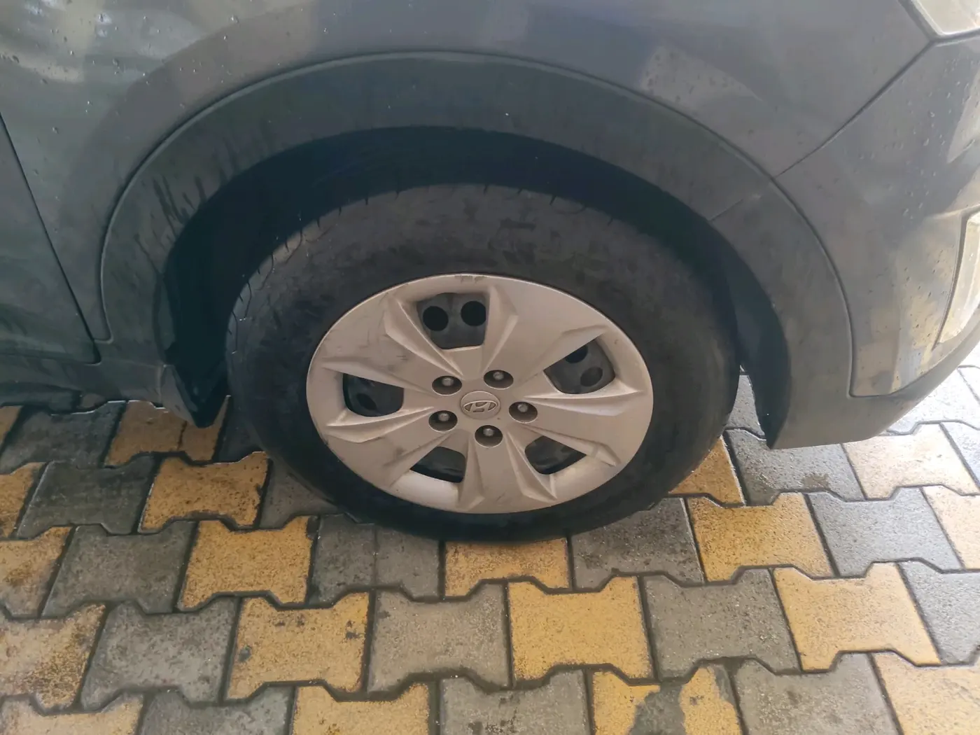 2017 Hyundai Creta E PLUS 1.6 PETROL, Petrol, Manual, 70,967 km, tyre