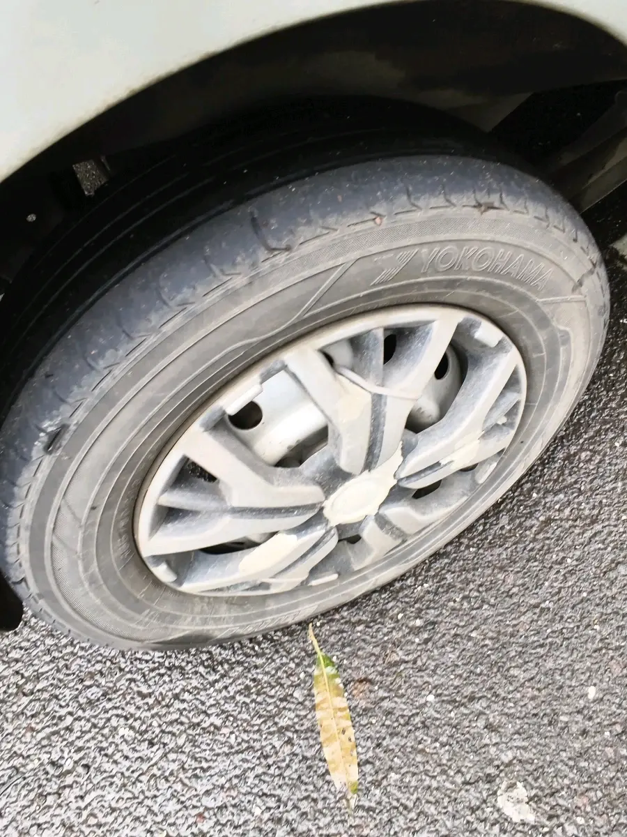 2018 Maruti Wagon R 1.0 LXI CNG, CNG, Manual, 1,66,020 km, tyre