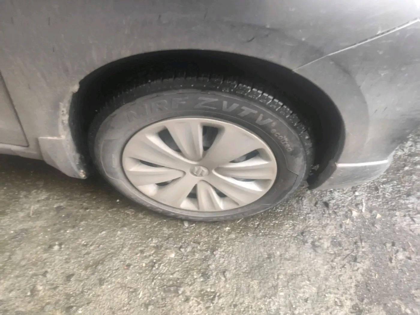 2018 Maruti Ertiga VXI CNG, CNG, Manual, 1,03,430 km, tyre