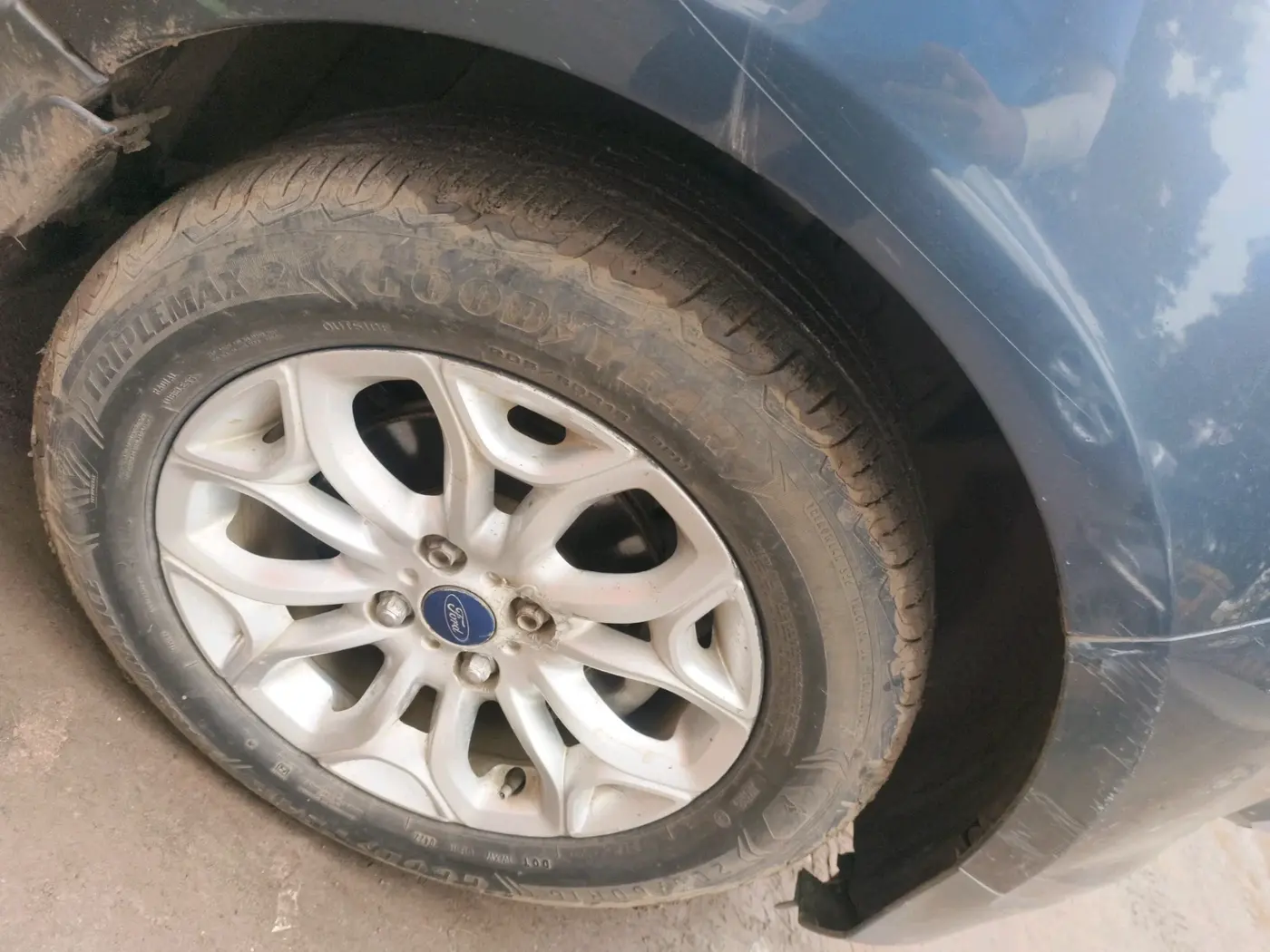 2014 Ford Ecosport TITANIUM 1.5L DIESEL, Diesel, Manual, 1,04,286 km, tyre