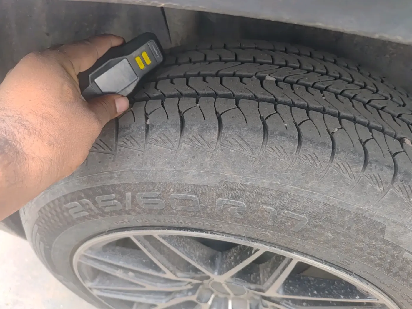2025 Maruti Grand Vitara DELTA CNG, CNG, Manual, 3,651 km, tyre