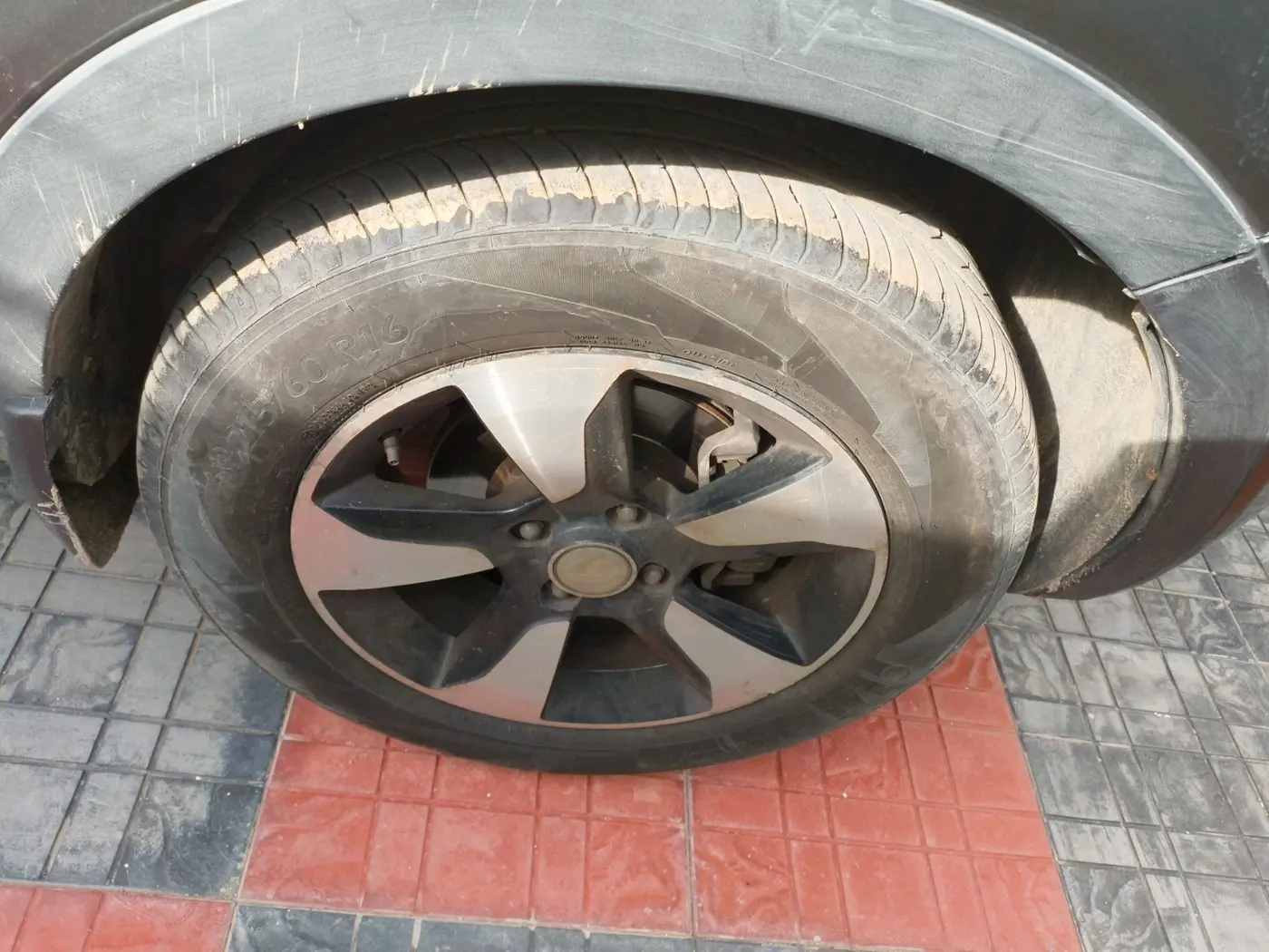 2019 Tata NEXON XZA PLUS DIESEL, Diesel, Automatic, 97,536 km, tyre