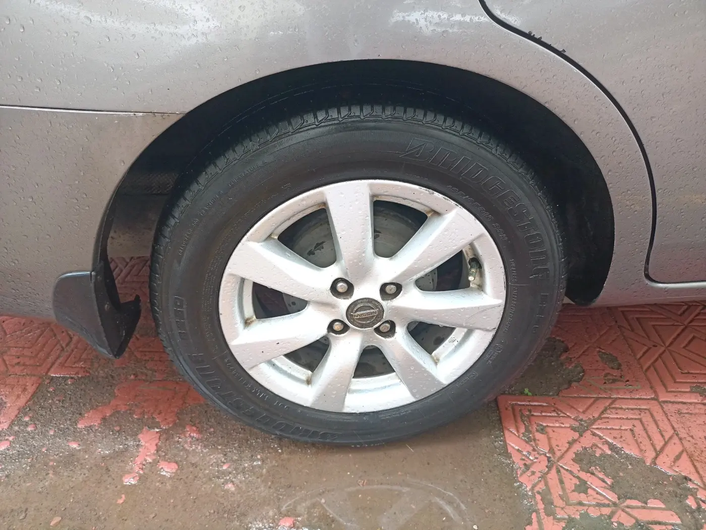 2012 Nissan Sunny XV DIESEL, Diesel, Manual, 2,29,509 km, tyre