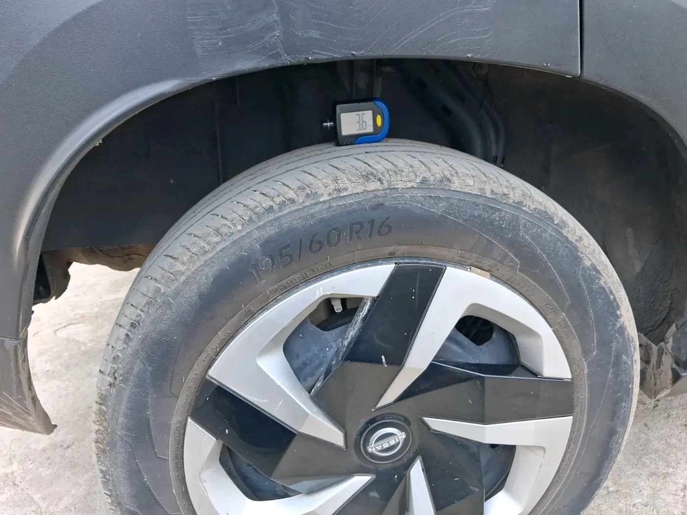 2022 Nissan MAGNITE XL, Petrol, Manual, 51,713 km, tyre
