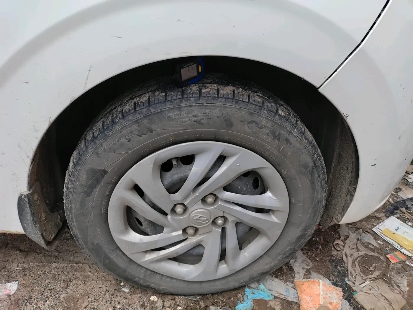 2020 Hyundai AURA S 1.2 CNG, CNG, Manual, 93,733 km, tyre