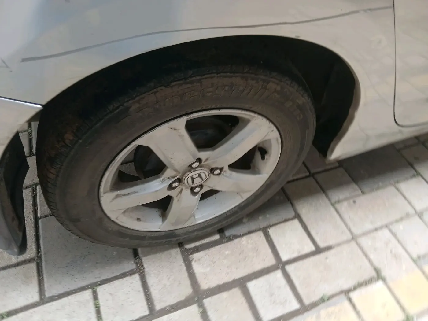 2012 Honda City 1.5L I-VTEC S MT, CNG, Manual, 2,16,786 km, tyre
