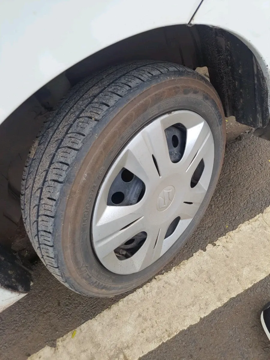 2018 Maruti Wagon R 1.0 VXI AMT, Petrol, Automatic, 87,847 km, tyre