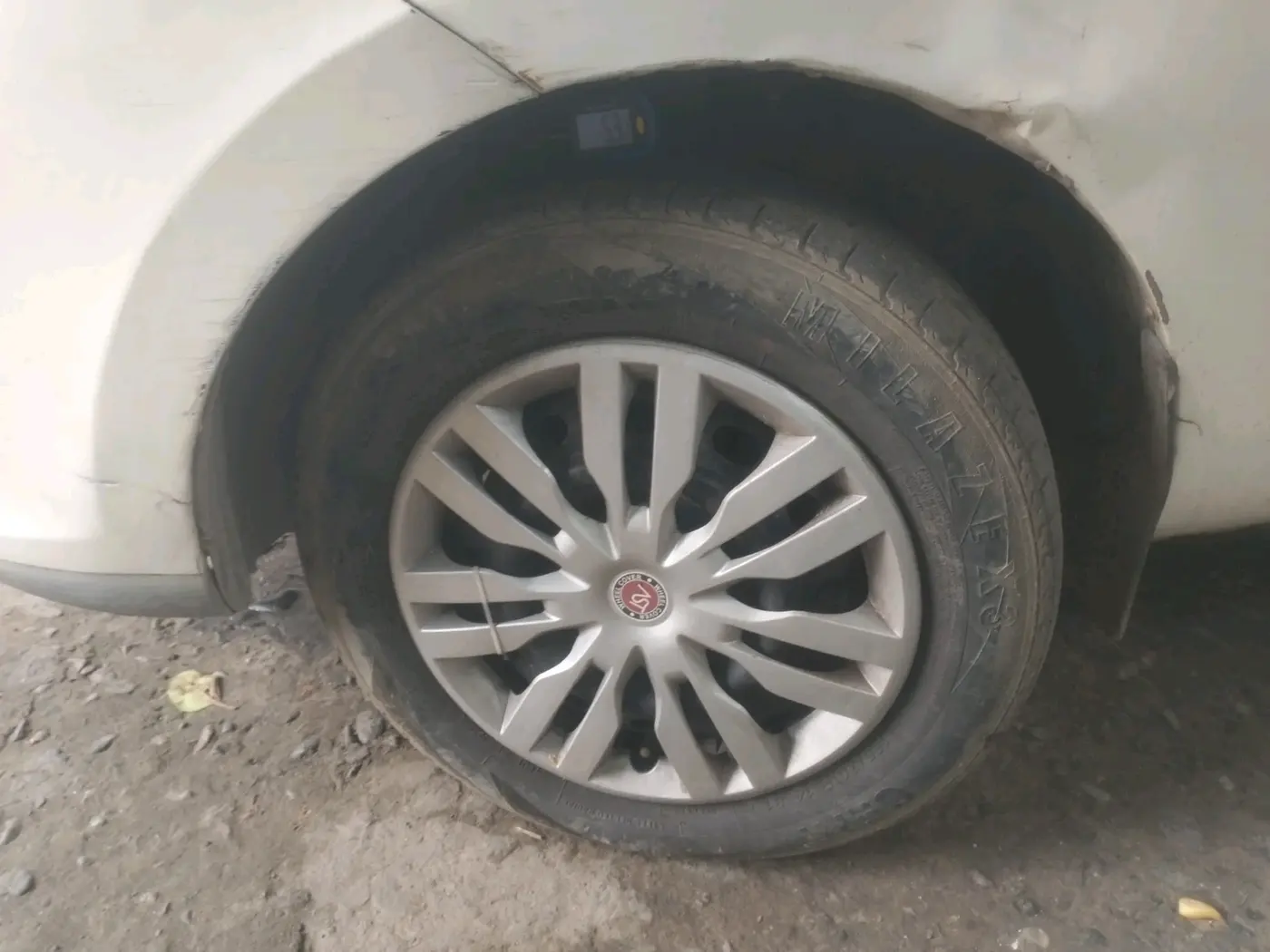 2016 Tata Zest XE 75PS DIESEL, Diesel, Manual, 83,849 km, tyre