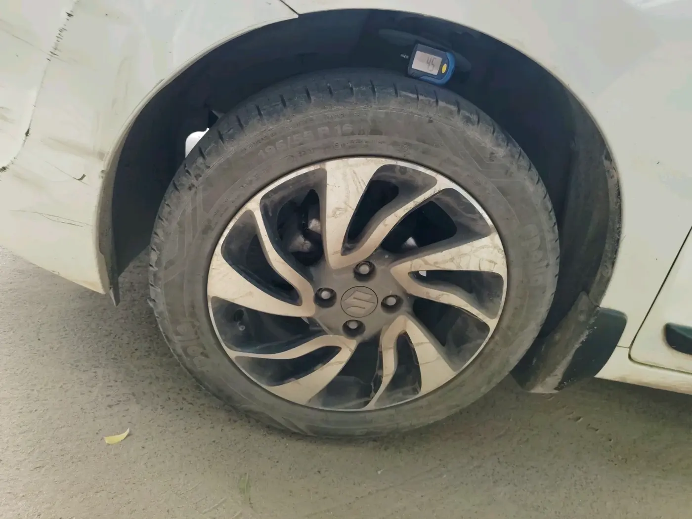 2021 Maruti Baleno ZETA PETROL 1.2, Petrol, Manual, 68,997 km, tyre