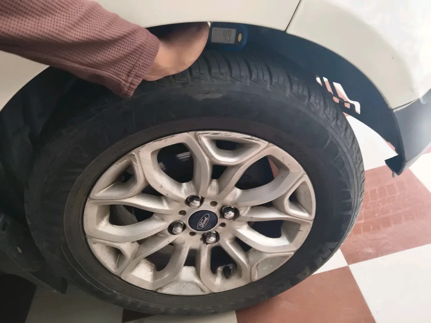 2013 Ford Ecosport TITANIUM 1.5L PETROL AT, Petrol, Automatic, 73,696 km, tyre