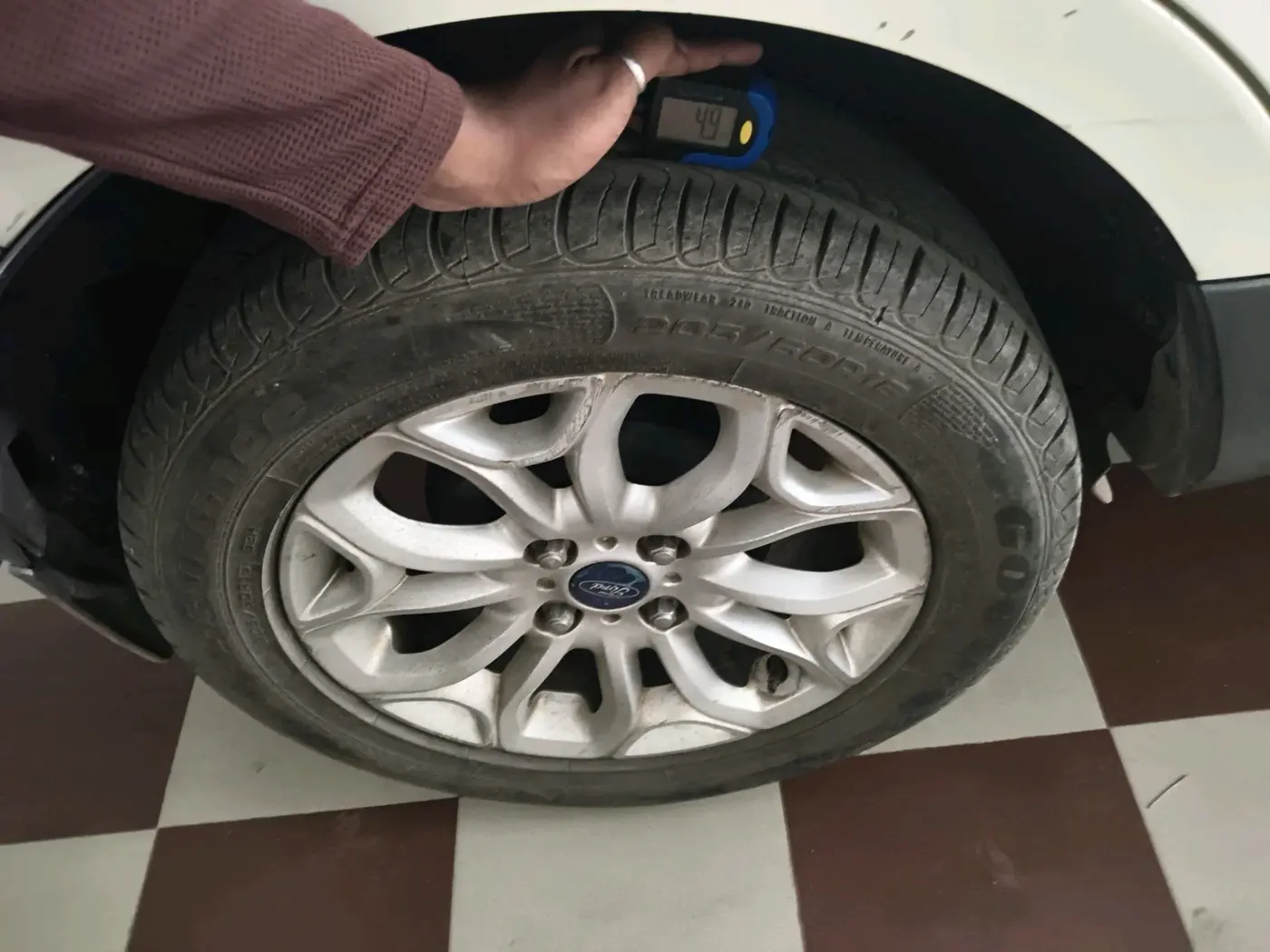 2013 Ford Ecosport TITANIUM 1.5L PETROL AT, Petrol, Automatic, 73,696 km, tyre