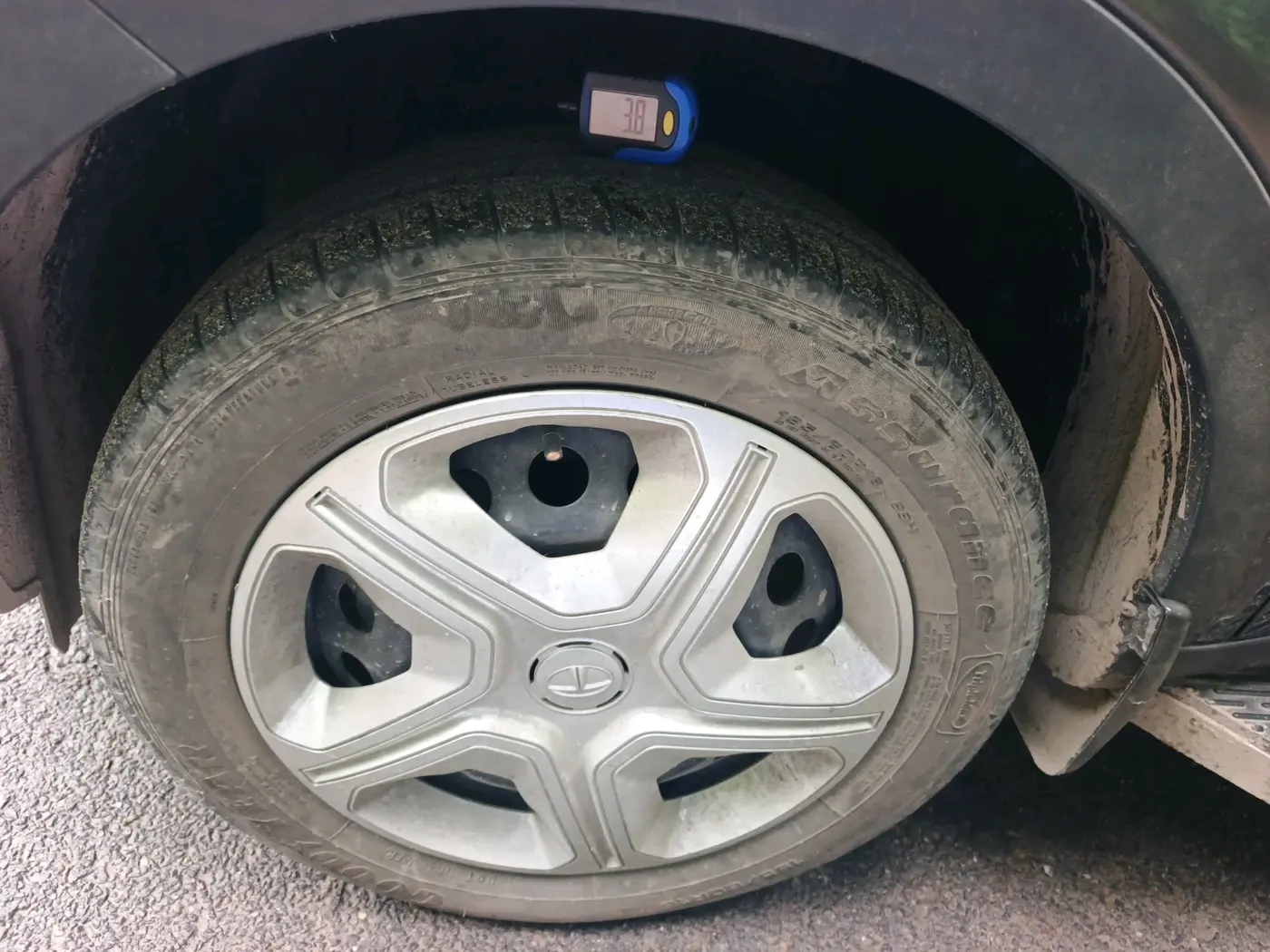 2021 Tata NEXON XM SUNROOF DIESEL, Diesel, Manual, 40,631 km, tyre