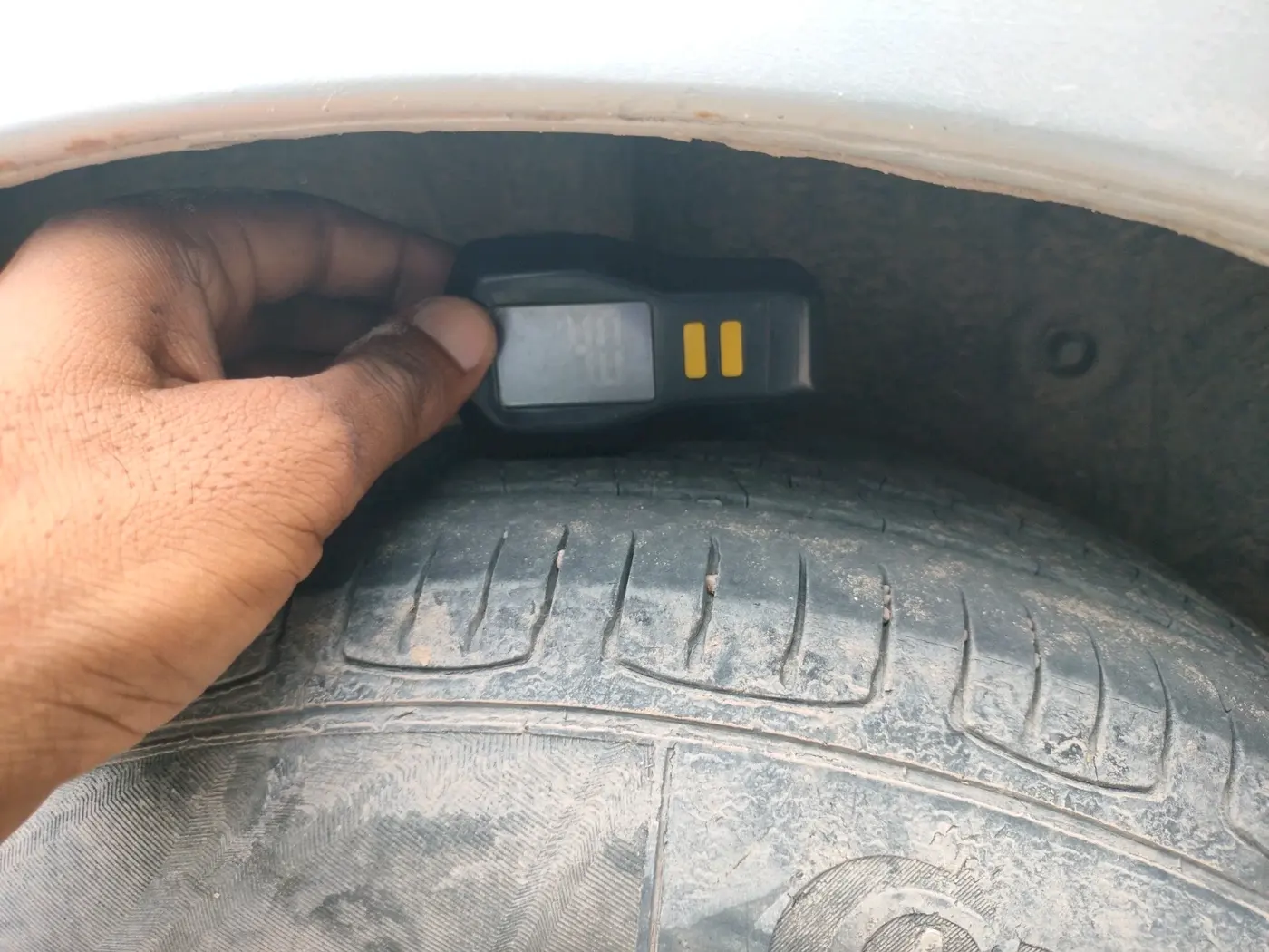 2016 Maruti Celerio VXI, CNG, Manual, 69,975 km, tyre