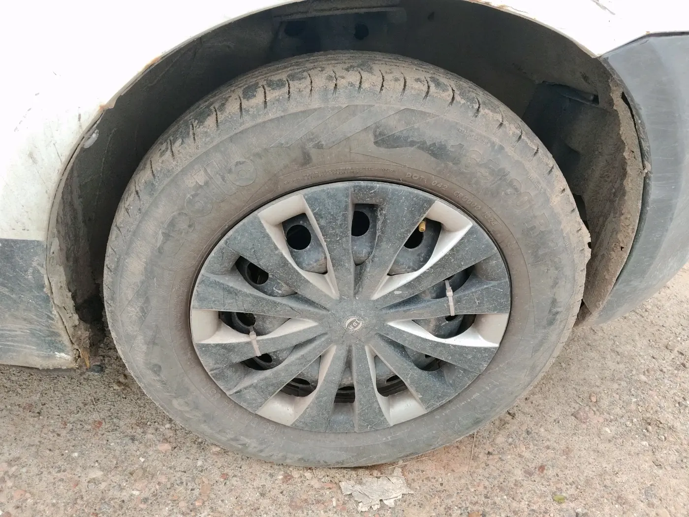 2014 Maruti Swift Dzire TOUR DIESEL, Diesel, Manual, 98,714 km, tyre