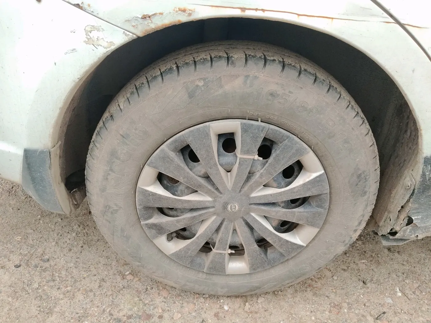 2014 Maruti Swift Dzire TOUR DIESEL, Diesel, Manual, 98,714 km, tyre