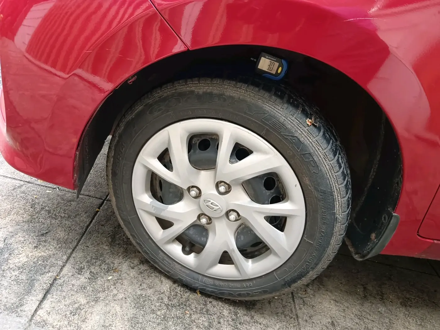 2019 Hyundai Grand i10 SPORTZ 1.2 KAPPA VTVT, Petrol, Manual, 34,310 km, tyre
